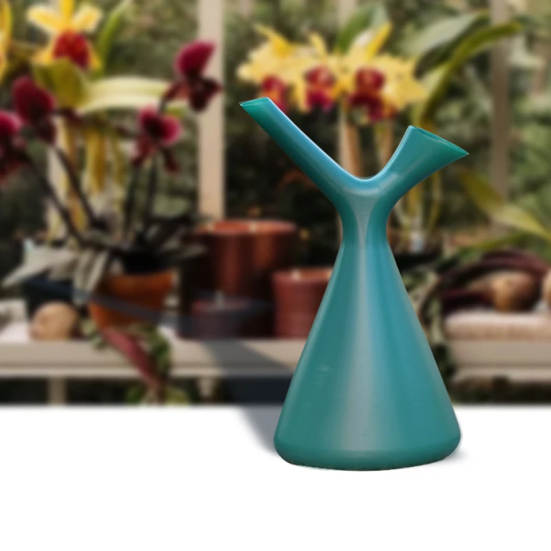 

1pc 1.5L Long Mouth Flowers Watering Can Plastic Plants Watering Pot Home Drink Bottle Spray Nozzle Sprinkler Garden Supplies