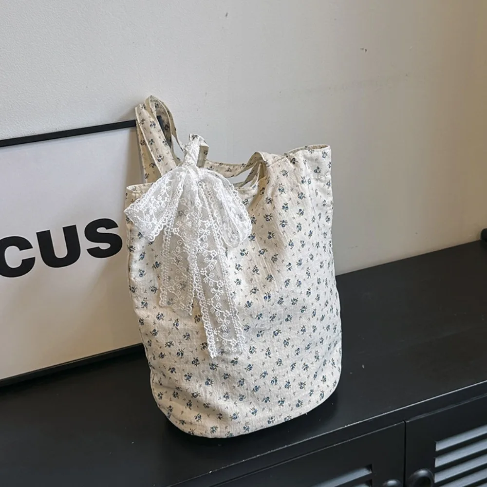 

Ins French Style Flower Shoulder Bag Commute Large Capacity Bow Lace Ribbons Bag Lightweight Travel Women's Tote Bag Girls