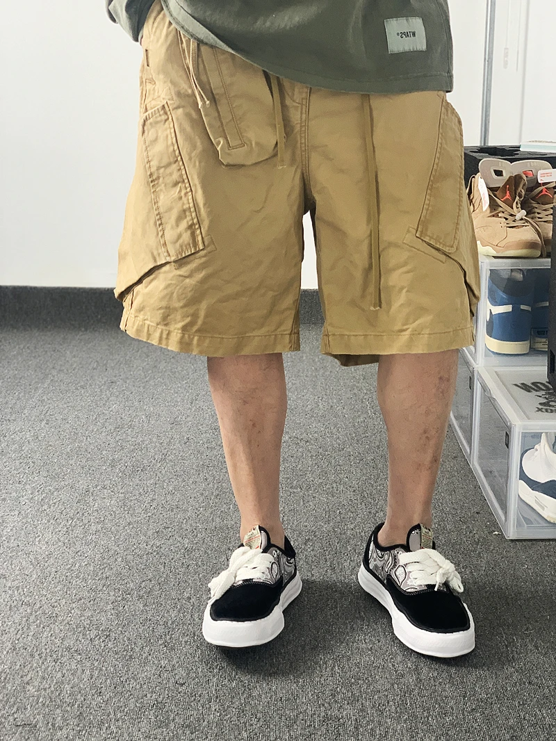 

Japanese Wide Profile Heavy Washed Three-Dimensional Multi-Pocket Workwear Casual Shorts