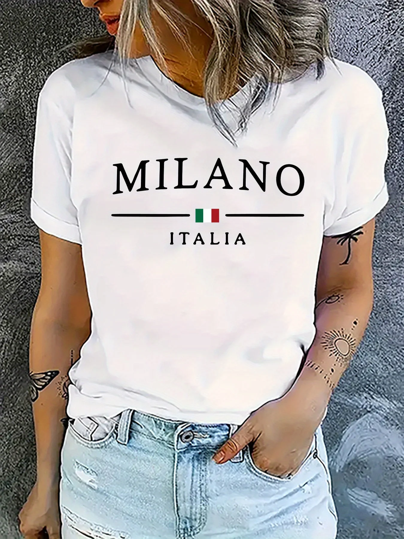 Manga tripulação pescoço casual topo para verão e primavera itália milão simples tendência da moda camiseta com estampa gráfica