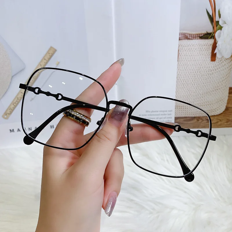Anti Blue Light Glasses Retro Style Eyeglasses Frames Metal Frame Flat Glasses 2022 Eye Glasses for Women Clear Glasses Women