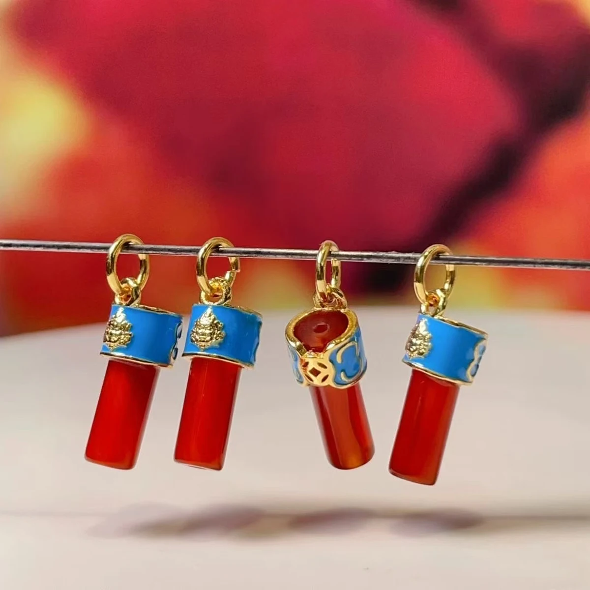 

5pcs Natural Red Agate Pendant Money Plate Golden Lucky Wealth Stone Pendant for Making DIY Jewerly Necklace Bracelet 15x6.5mm