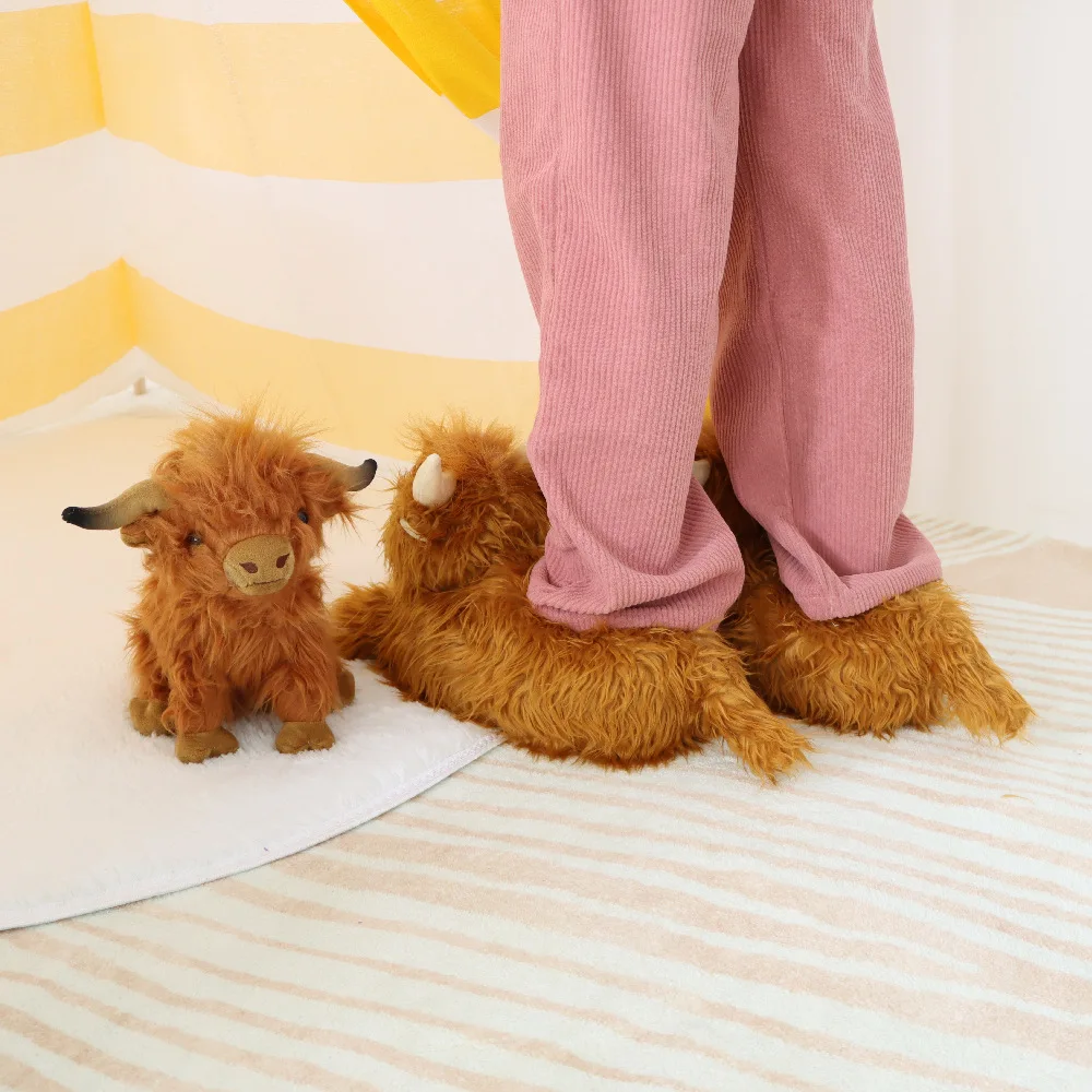 Highland Cattle Slippers Scottish Highland Cow Slippers Plush Non Slip Soft Home Indoor Cute Slippers for Women and Men Gifts