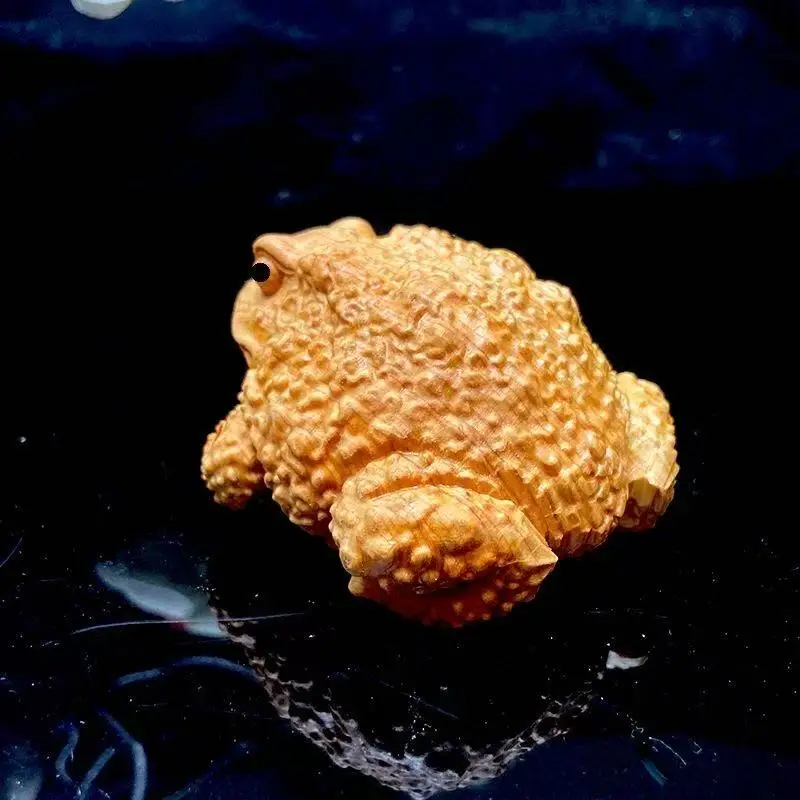 Natural Cypress Golden Toad Sculptures and Figurines Chinese Frog Mascot Home Room Office Wealth Luck Feng Shui Decor