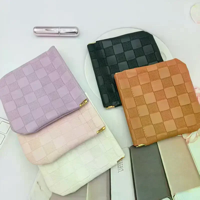 Pu leather storage bag, Pu leather storage bag, automatic closing card clip, fashionable checkered headphone bag