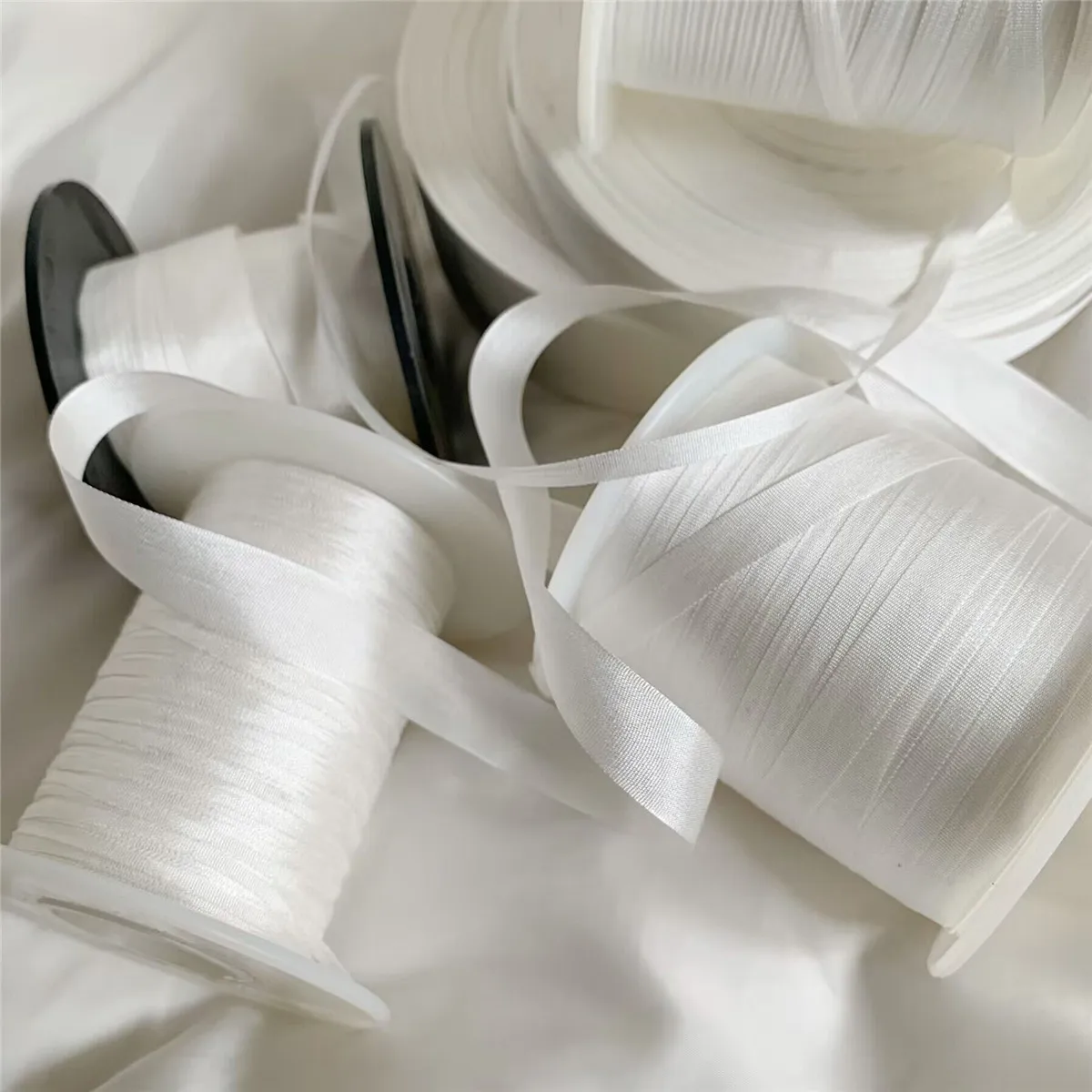 Raw White Undyed 100% Genuine Pure Silk Embroidery Ribbon Natural silk Satin Taffeta Free Shipping 2mm Silk Ribbon