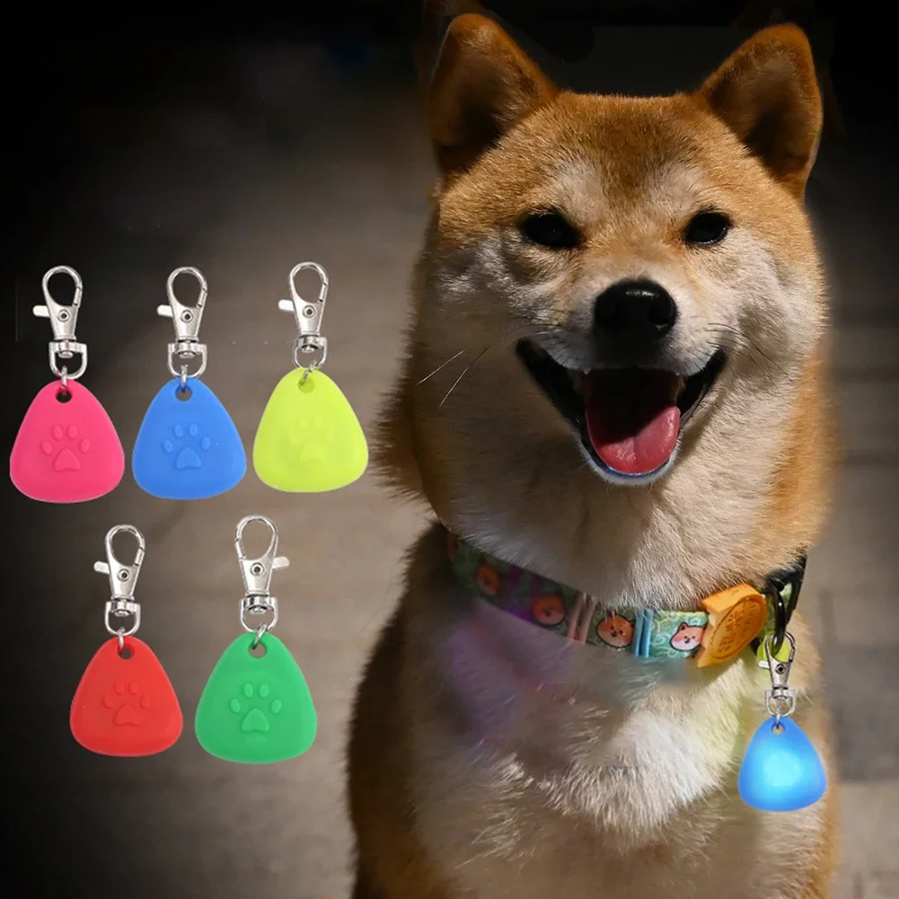 Dog Cat Pet Night Walking Safety Light Pendant Led Silicone Triangle Glowing Collar Pendant Hiking Backpack Bag Lights