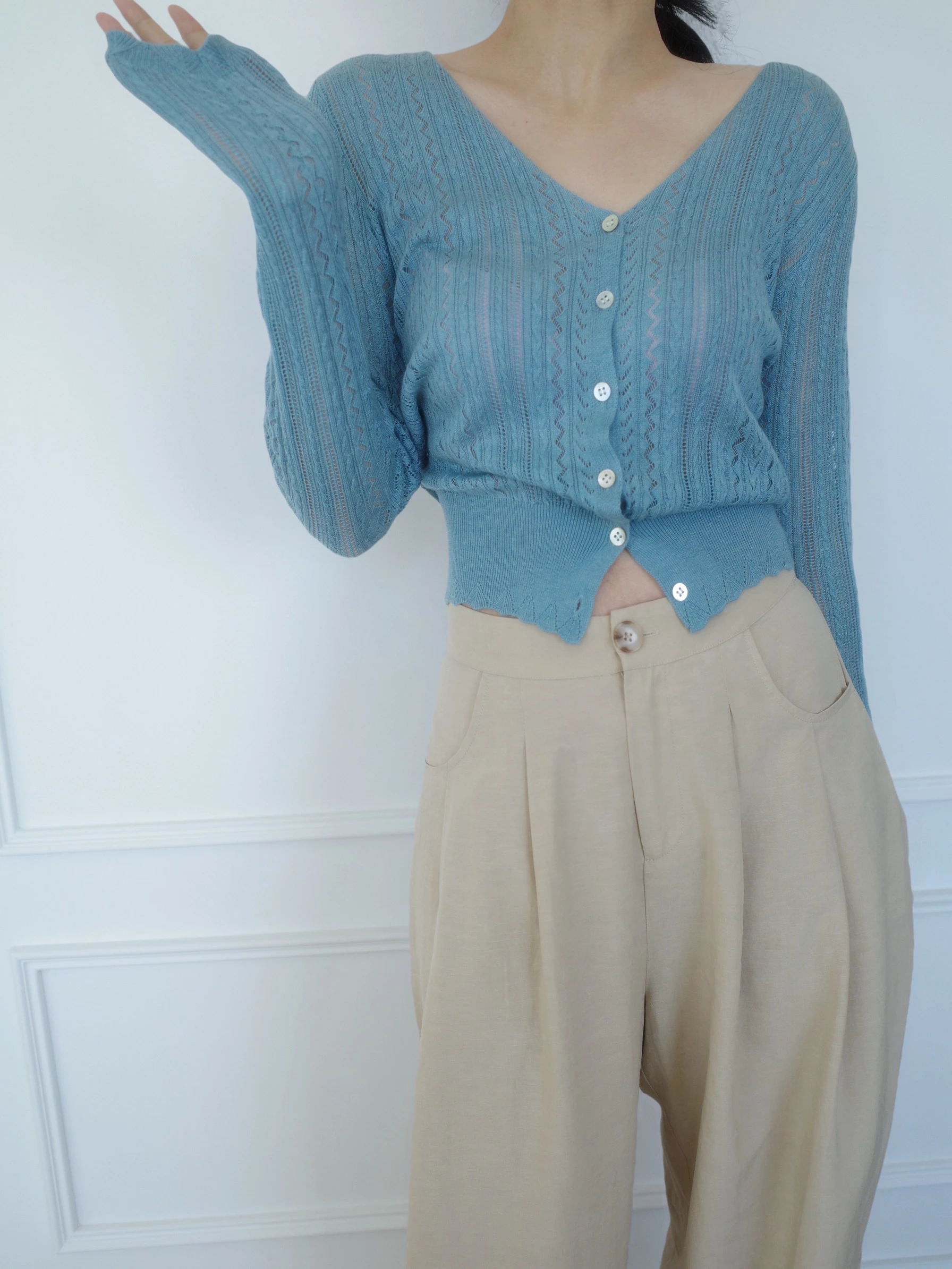 

LadyChi French Holiday Romantic Slimming Silk Wool Thin ort Knitted Open Cardigan Knitted Hollow out Design V-ne Long Sve