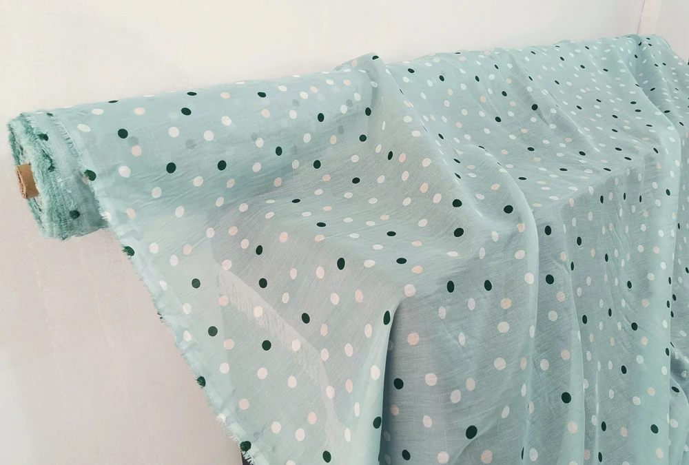 1 meter X 1.35 meter Cute Polka Dots Material Lining Natural Silk Cotton Fabric