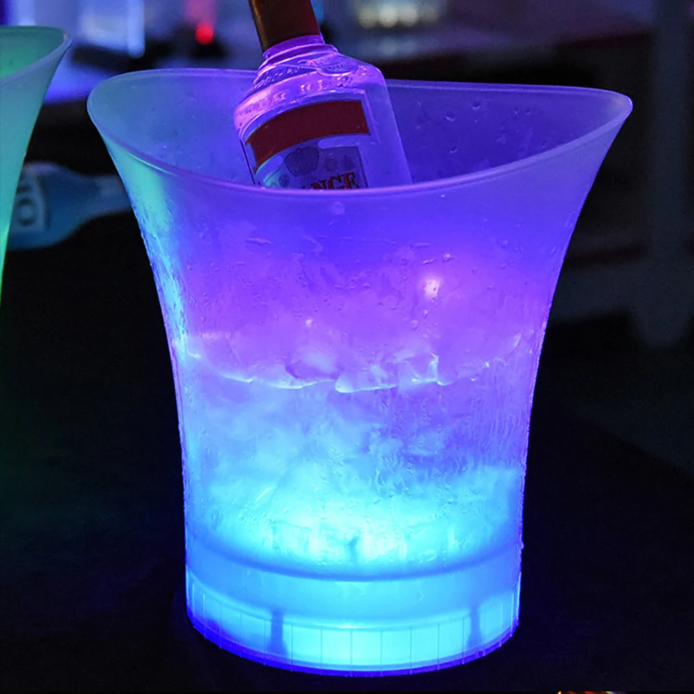 LED Light Up Bars Night Party 4 Color LED New Waterproof Plastic LED Ice Bucket Champagne Beer Bucket 5L Bars Nightclubs