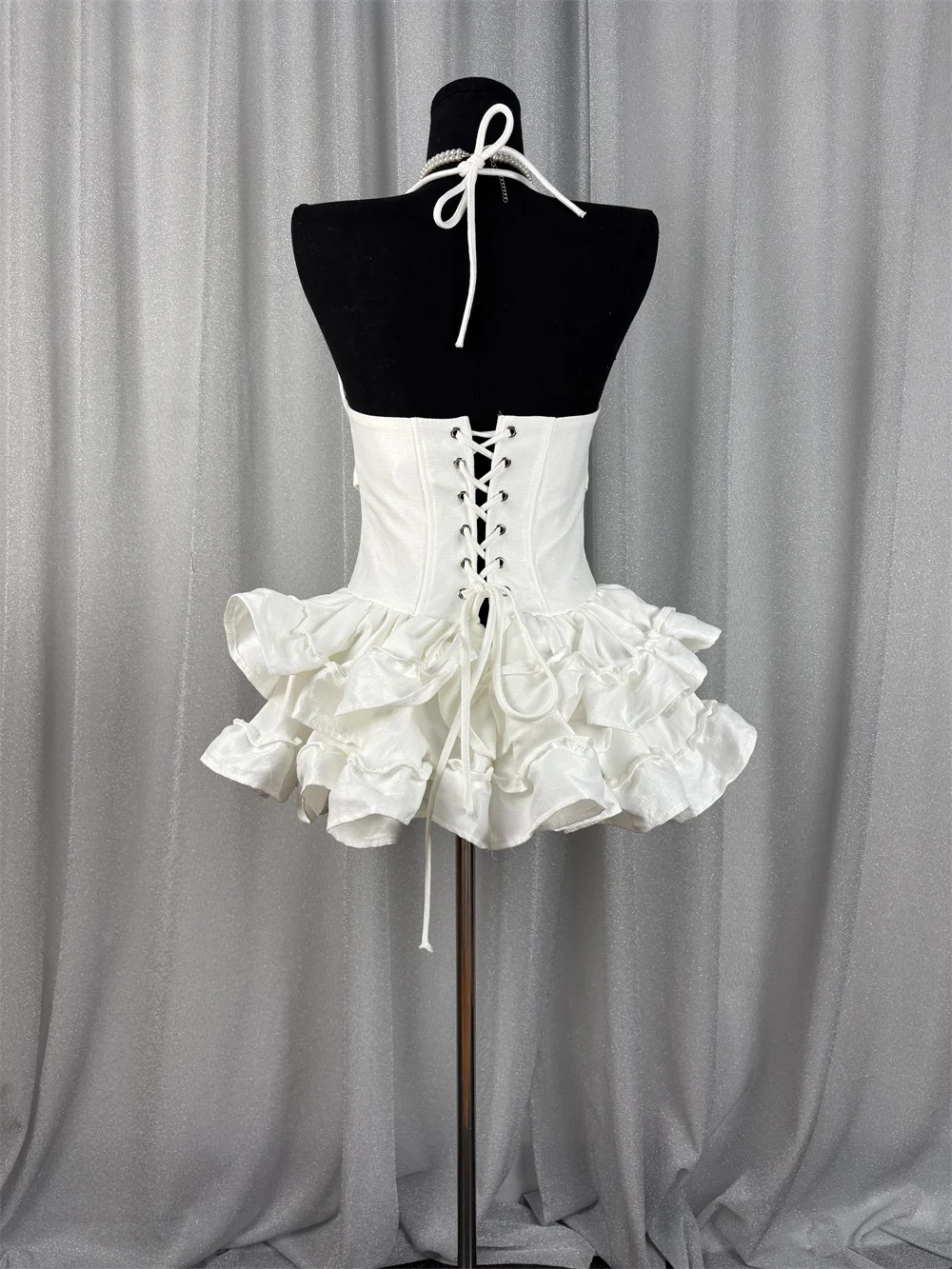 Vestidos sexis con cordones y cuello Halter para mujer, conjuntos de dos piezas con espalda descubierta y volantes, vestido acampanado con pantalones cortos, traje de cóctel para fiesta de noche