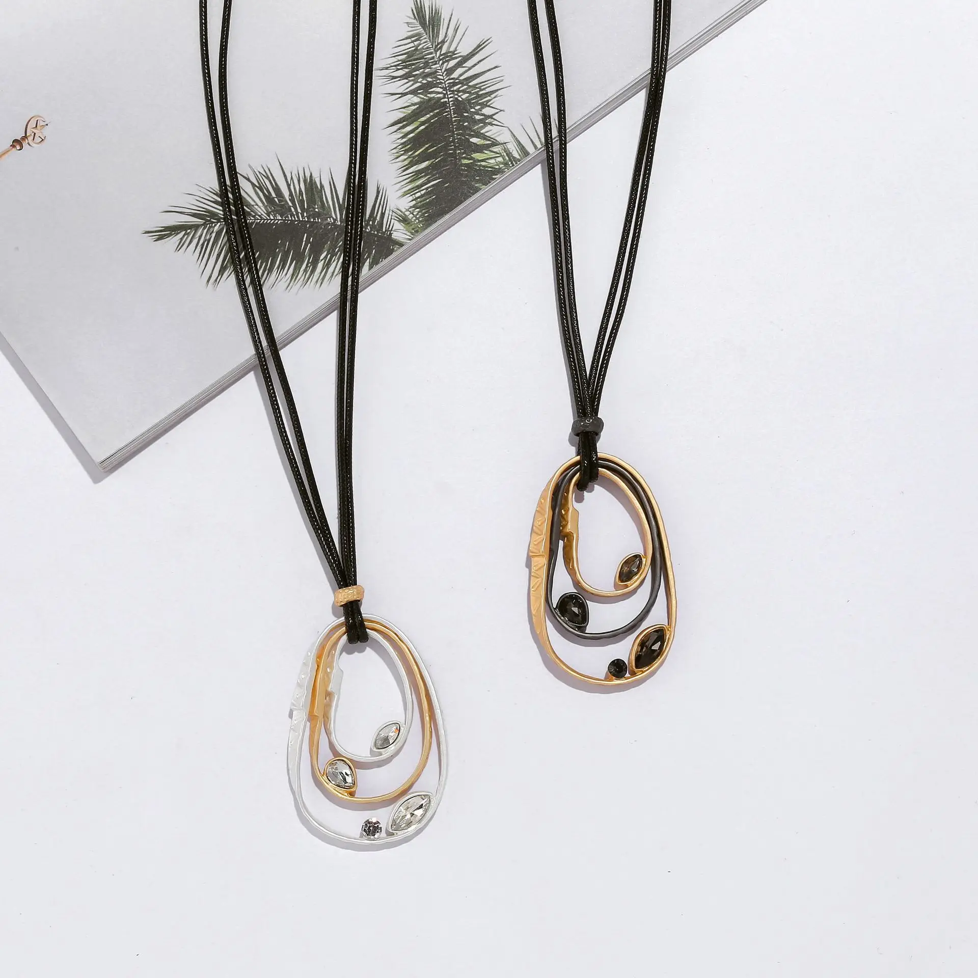 DIY accessories jewelry popular necklace European and American fashion geometric diamond-encrusted alloy wax rope long women