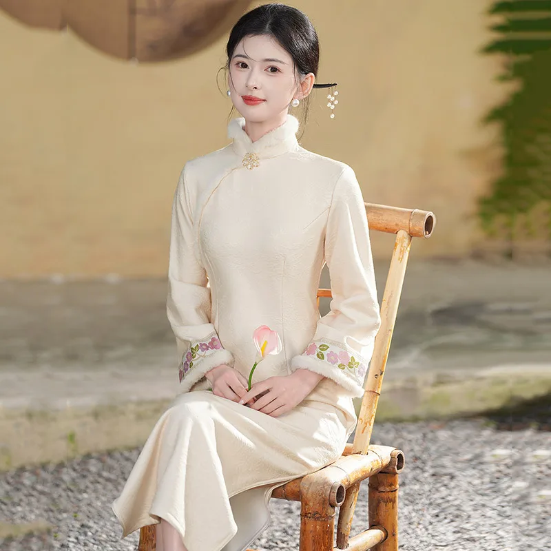 

Yourqipao Winter Fleece-Lined Thickened Long-Sleeved Party Retro Elegant Qipao Cheongsam Chinese Style Evening Dress for Women