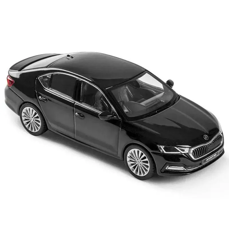 

Модель автомобиля NOREV Octavia A8 Sedan из литого металла в масштабе 1:43, статическая коллекционная модель, украшение, праздничный подарок, игрушка