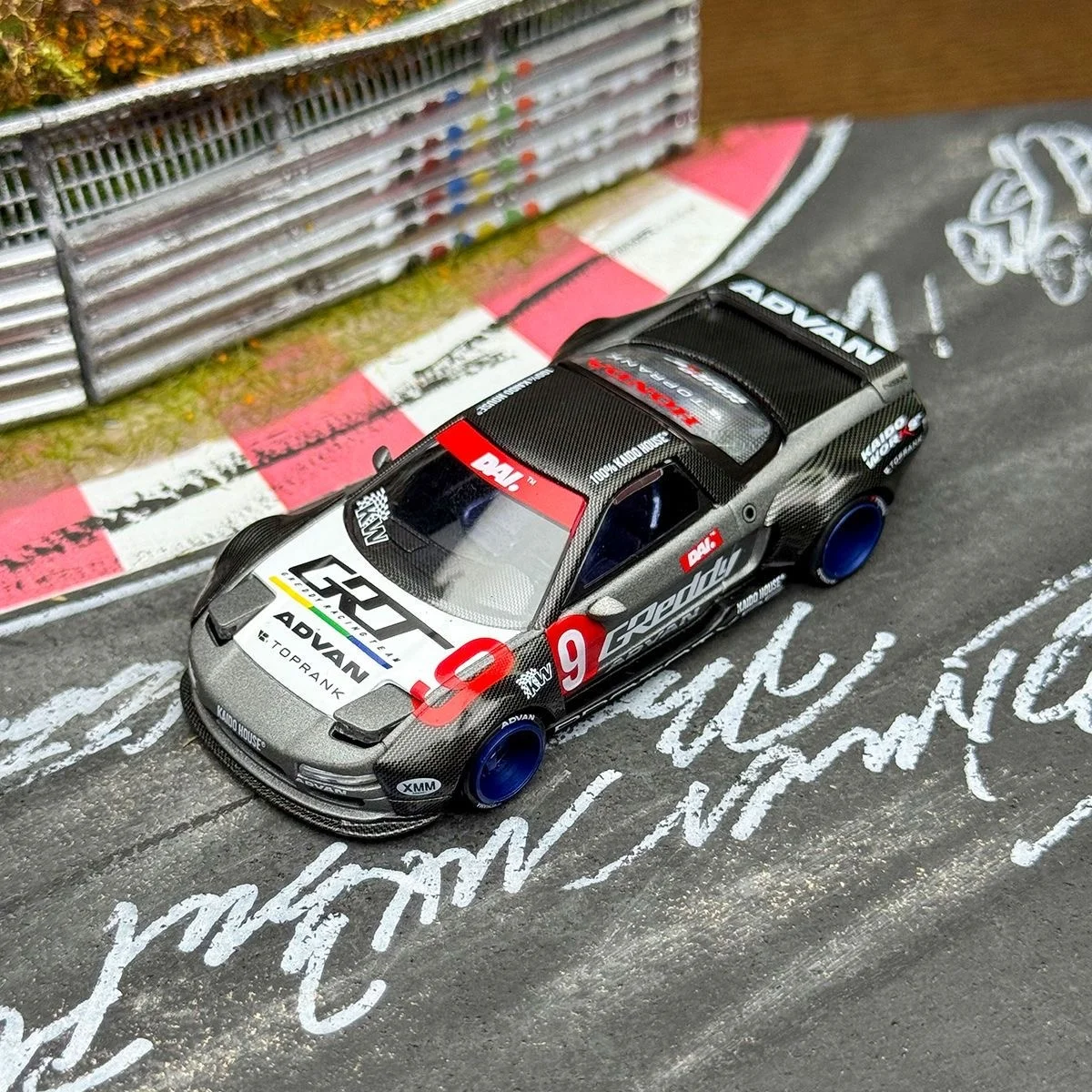 

Модель автомобиля Kaido House + MINIGT 1/64 NSX V1, китайская версия, KHMG190, из сплава