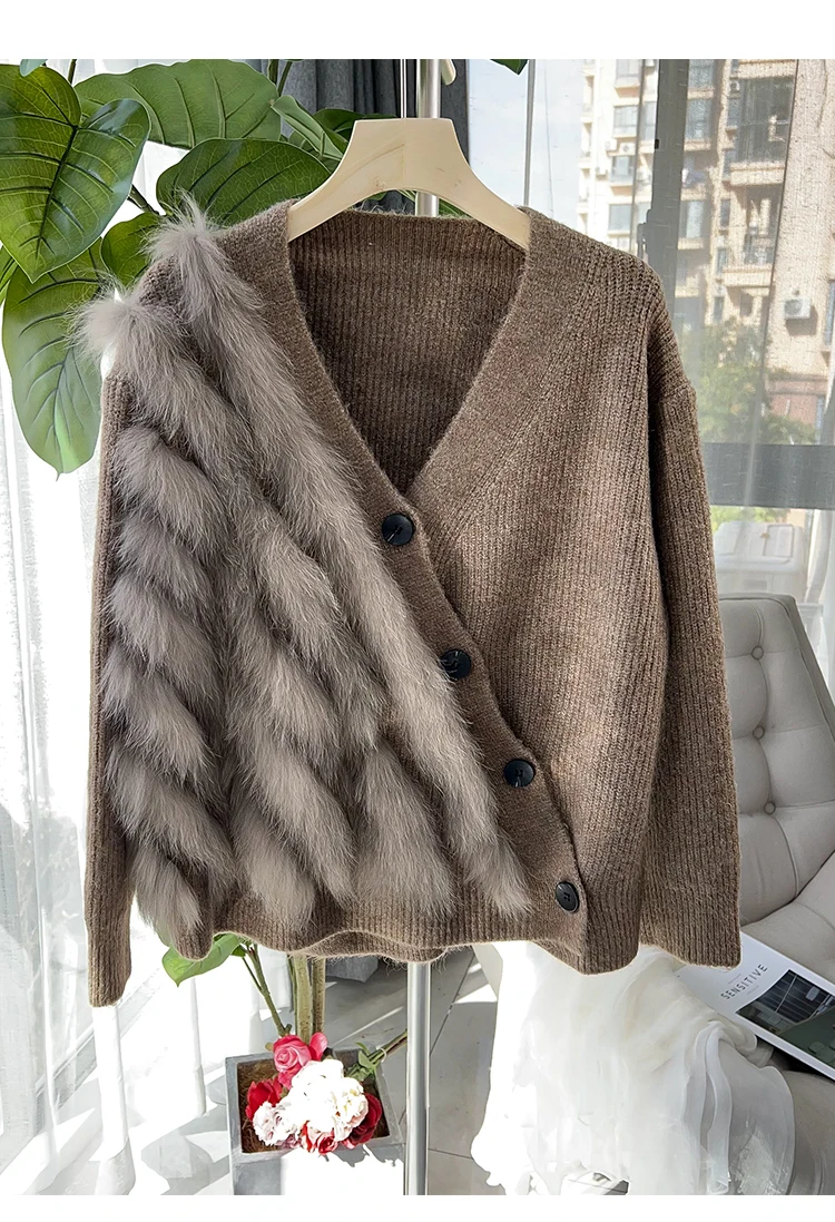 

2024 New Real fur, promotional winter Genuine Fox Fur Knitwear Coat Female Irregular elegant real fox fur Sweater Cardigan