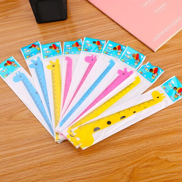 24Pcs Wholesale cartoon giraffe ruler cute animal modeling, student plastic drawing surveying and mapping small ruler