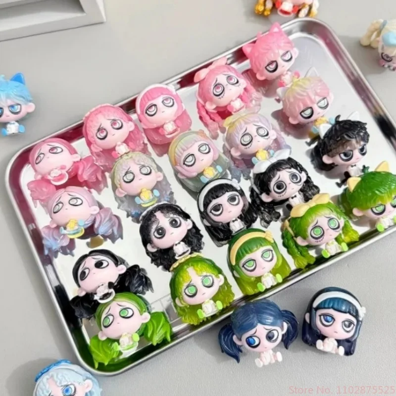 كيكي صف يجلس سلسلة صندوق أعمى صغير فتاة داكنة أنيمي الطرفية دمية سطح المكتب نموذج المرآب عدة حلية لعبة العصرية طفل هدية