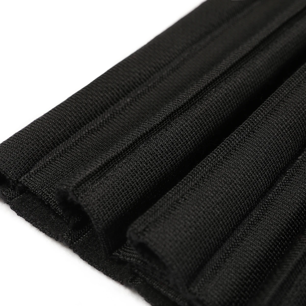 ฤดูใบไม้ผลิและฤดูใบไม้ร่วงใหม่แฟชั่น Commuter ถัก Heavy Duty แขนยาวรอบคอเสื้อสเวตเตอร์ถัก Top Coat + กระโปรงสั้นพับ