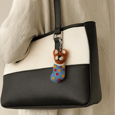 Fashion Puppy Wool Felt Animal Pendant Dog Hedgehog Rabbit Keyring Nepal Handmade Cartoon Keychain Bag Hanging