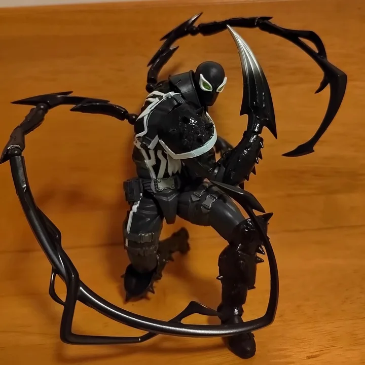 Hot Ct Venom Figura Incredibile Yamaguchi Agente Venom Figurine Eugene Thompson Action Figures Ornament Collection Toy