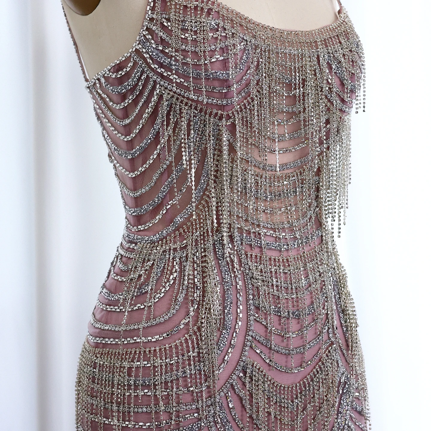 Sharon Said Luxuriöses Champagner-Abendkleid mit Spaghettiträgern, Perlenbesetztes Meerjungfrauenkleid, bodenlang, für formelle Anlässe und Partys, SS029, maßgeschneidert – Detail 25