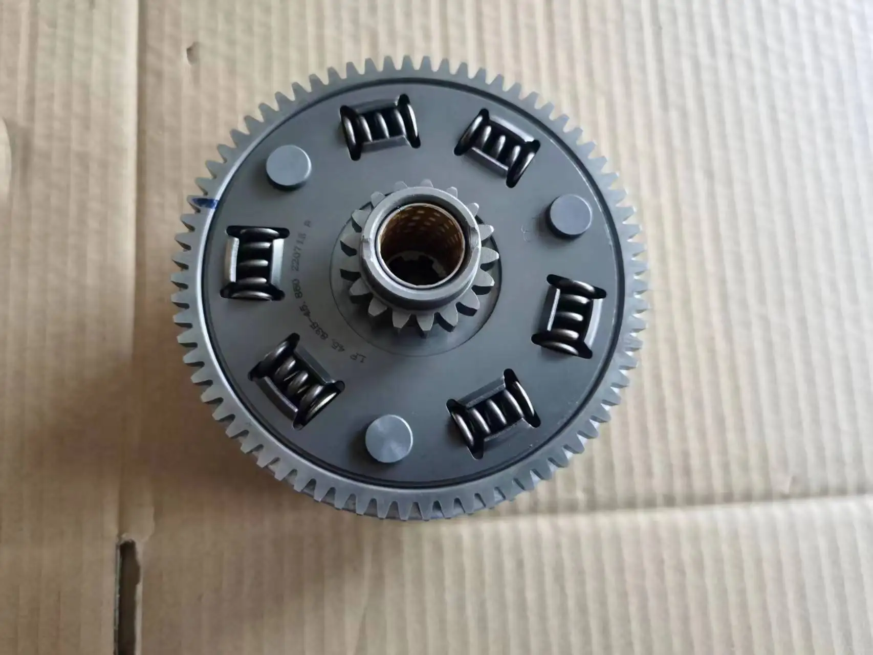 

Old Version Clutch Drum Assy Or New Version Clutch Drum Assy Suit For LFV250/V16/LF250-B /LF2V49FMM/LF250-P/E/D 17Teetth