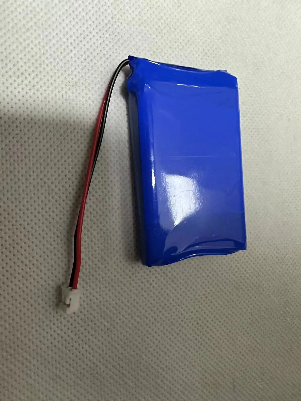 103759 lithium battery 7.4v 2500mAh nesting boat battery remote control feeding boat lithium battery power lithium battery