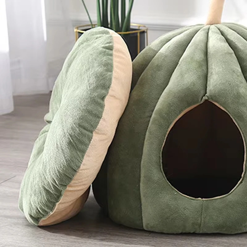 Warm Cat Nest In Winter Pumpkin-Shaped Cat Bed Closed Comfortable Pet Sleeping House Comfortable Cat Bed