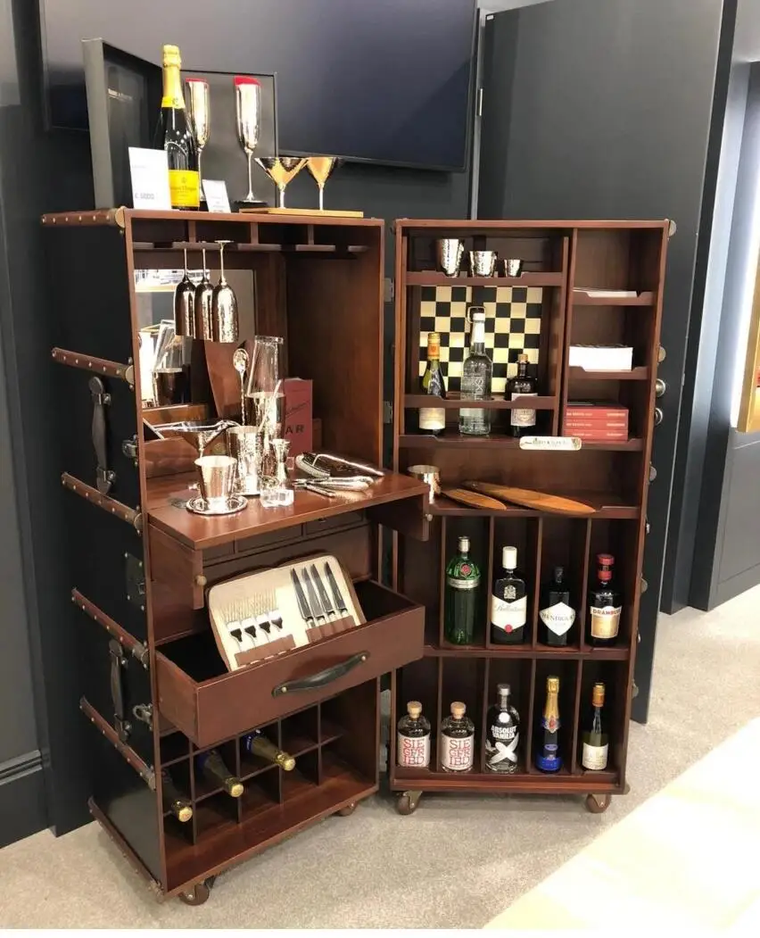 High Luxury Unique Design Living Room Furniture Exquisite Vintage Family Bistro Niche Style Wine Cabinet