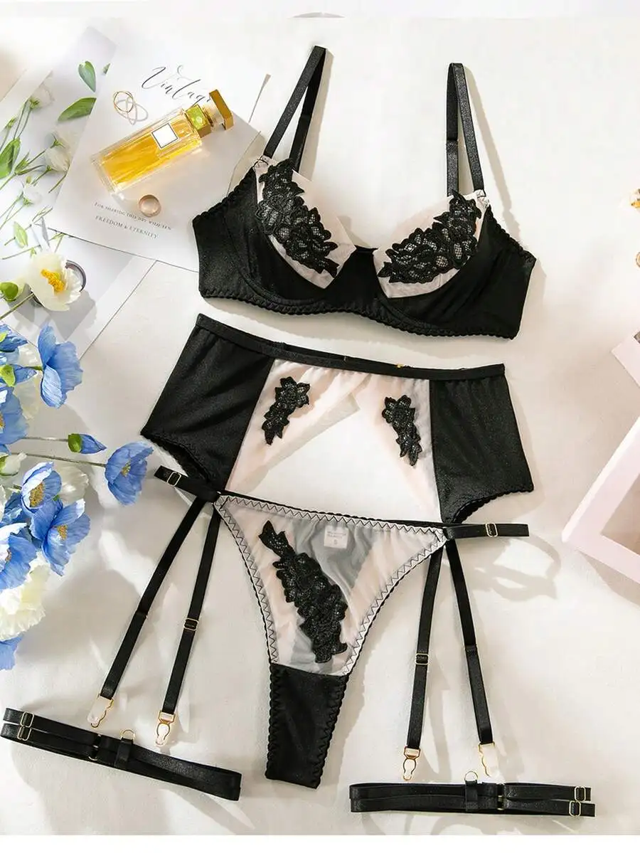 

Комплект сексуального белья из 5 предметов с кружевной вышивкой, бюстгальтером пуш-ап, стрингами и поясом для чулок для романтических ночей