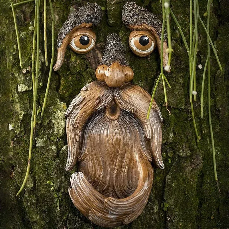 Outdoor Bark Tree Monster Sculpture Bird Feeder Easter Unique Decorative Hanging Bird Feeder for Tree Face Yard Art Decoration