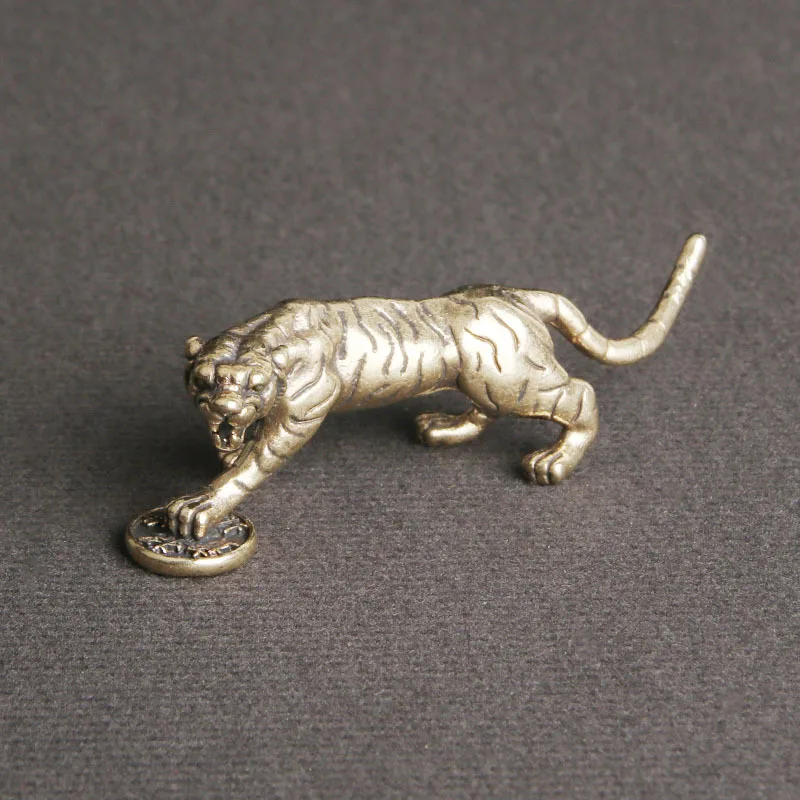 Vintage Brass Tiger Step on Copper Coin Decorative Figurines Chinese Feng Shui Home Accessories Festival Gift