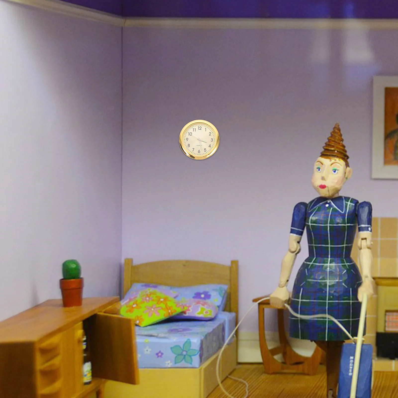 

Mini Electronic Round Wall Clock Mini Hanging Clock Realistic Miniature House Decor Accessories Tiny House Accessories