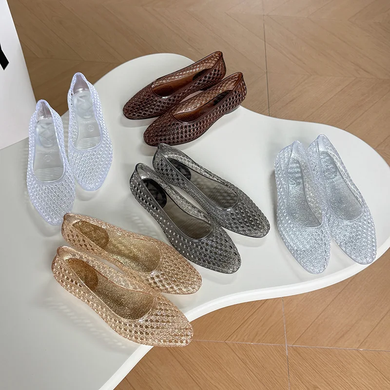 Summer Pointed Jelly Shoes Women's Korean Version Hollow Flat Toe with Crystal Hole Single Shoe Shallow Mouth Beach Sandals
