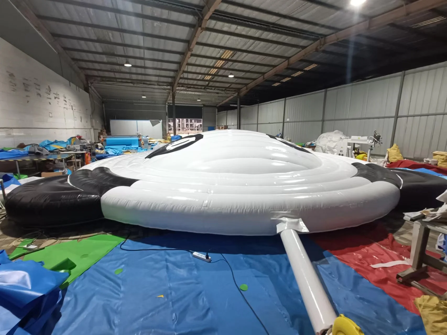 Inflatable Bouncy Castle for Kids Inflatable Halloween Bounce House Floating Inflatable Water Bouncy Castle for Kids PVC