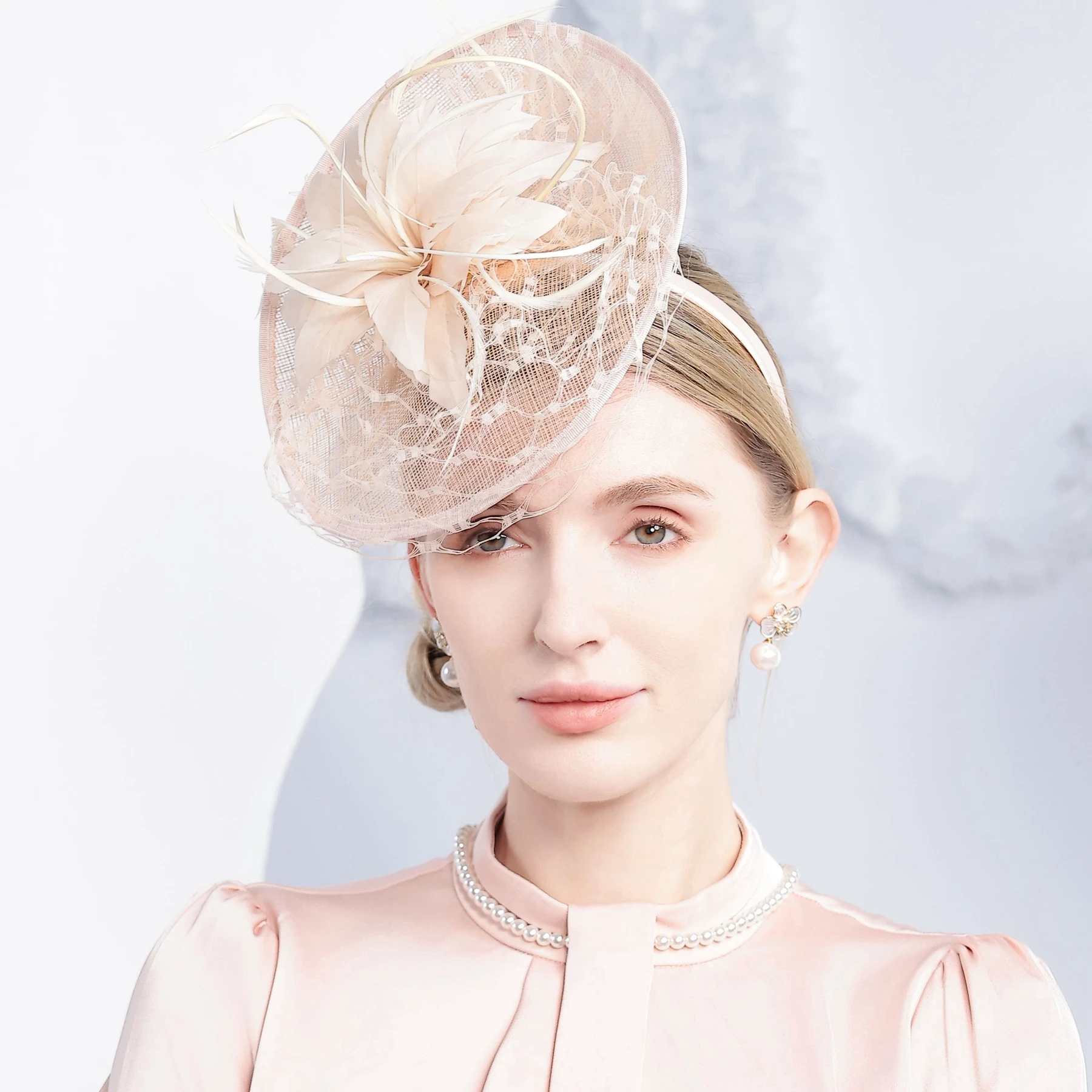 

Champagne Feathers Sinamay Fascinator Hat Headband - Kentucky Derby Wedding Veil Hair Accessories, Tea Party Bridal Hairpieces