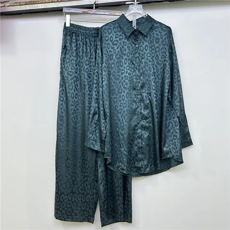 Hot Pressed Leopard Print Shirt Top Wide Leg Pants Set Women's 2025 New Loose And Fashionable Women's Clothing