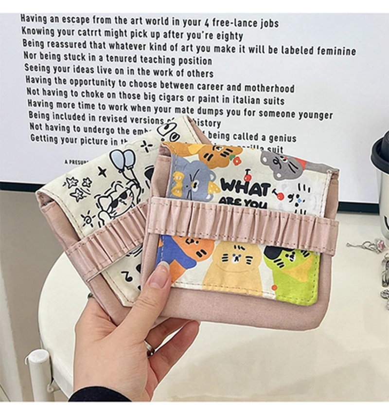 Kawaii Cartoon Sanitary Napkin Storage Bag Cloth Portable Sanitary Napkin Pads Storage Bag Feminine Menstruation Lipstick Makeup