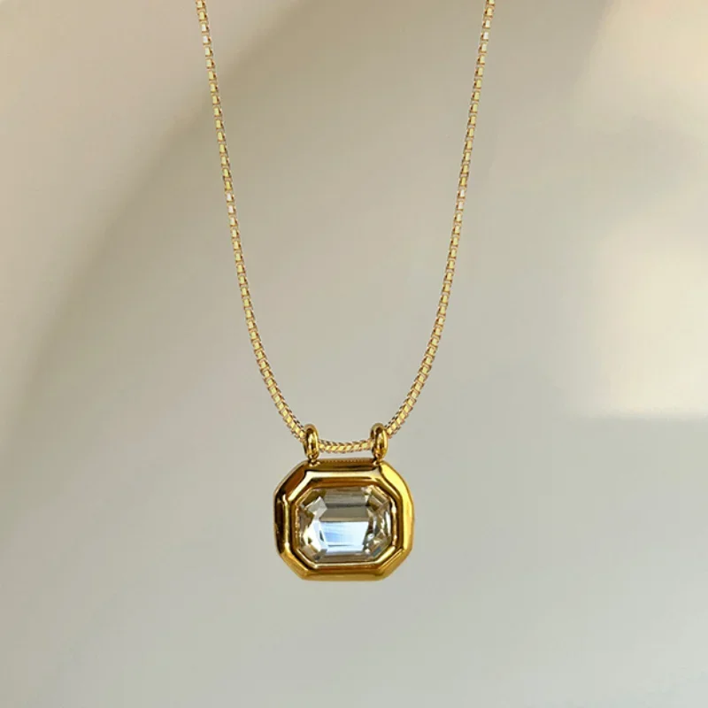 Huitan Modern Box Chain Necklace for Women Luxury Bright Cubic Zirconia Gold Color Accessories Exquisite Jewelry for Engagement