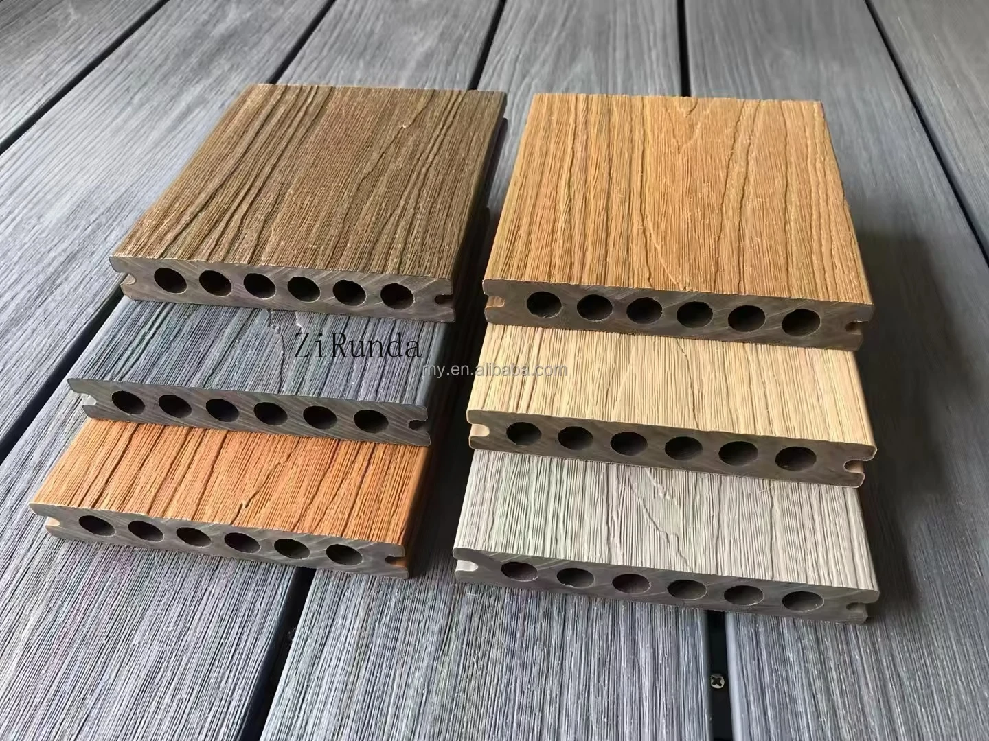 Maßgeschneiderte Version des rutschfesten Holz-PVC-Boden-Co-Extrusions-Terrassenpflaster im Innenhof