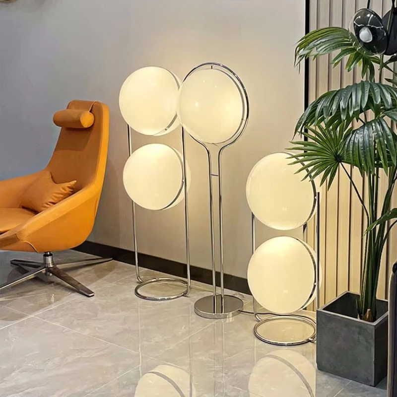 Modern Light Emitting Diode Indoor Lighting Bulb Metal E27 Base 6000K Daylight 95 CRI Hotel and Room Easy Installation