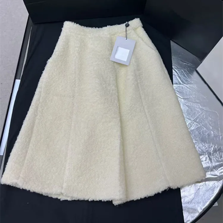 Customization European women's fashion 2026 spring new collection Long-sleeved single-button woolen coat fashion set view 2