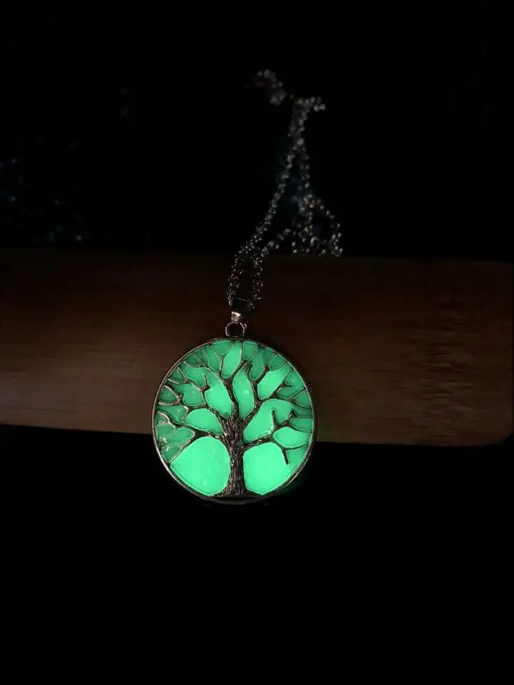 Luminous Glowing Pendant Necklace Knight Spear Necklace Glow In The Dark Pike Necklace for Women Men Halloween Gift