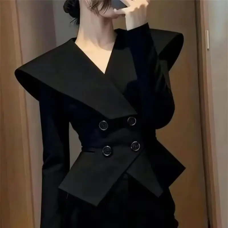 

2026 Spring Autumn Coat Women Good-looking Black Waist Double-breasted Jacket Important Occasione Short Outerwear Top Female