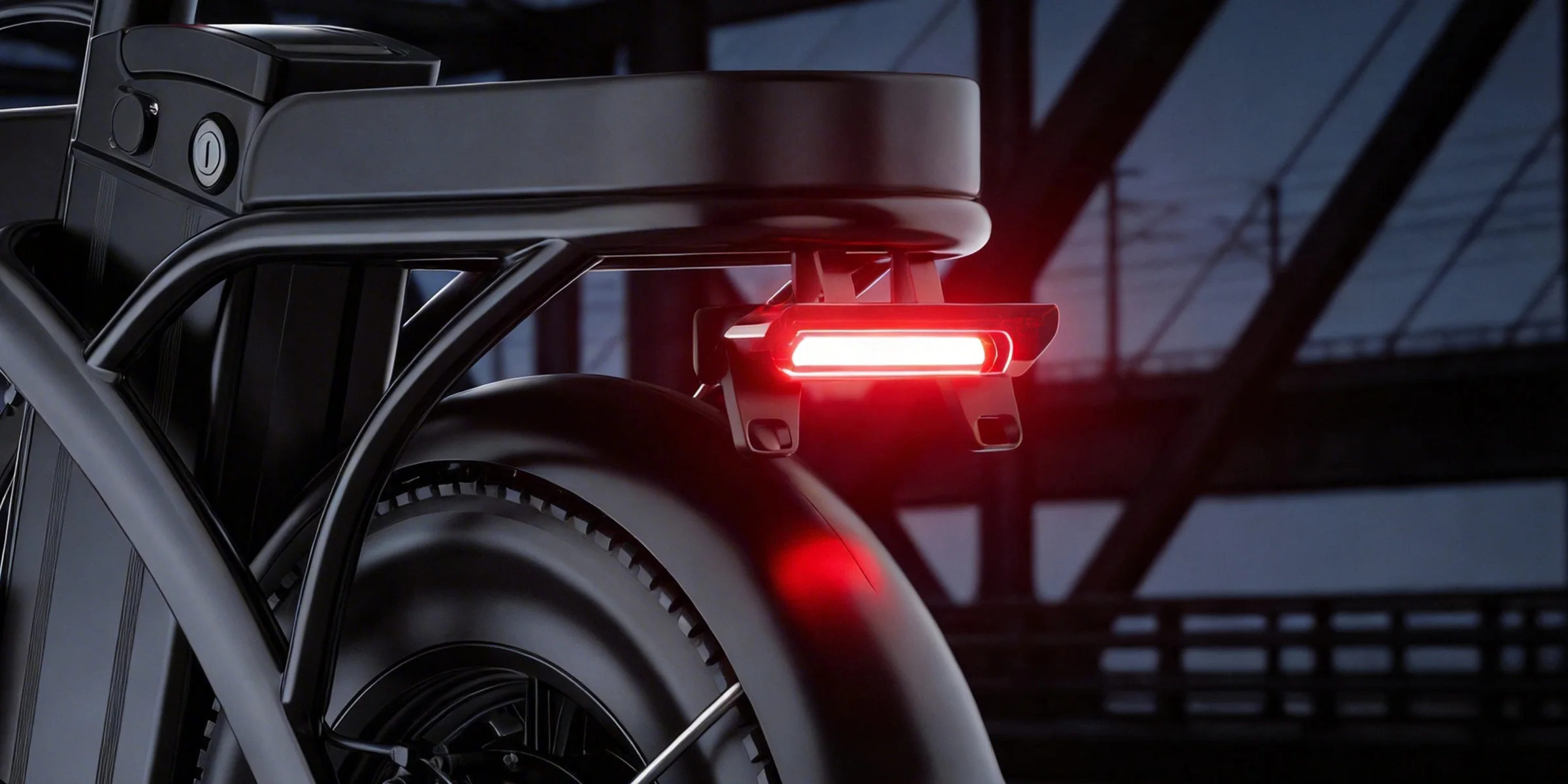 elektrický bicykel zložený alebo zaparkovaný