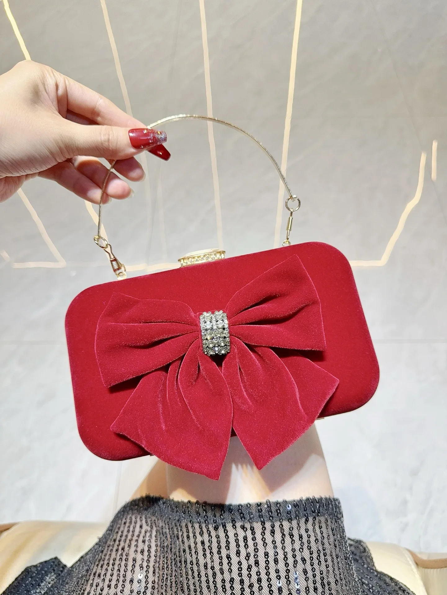 

Red Bow Set Diamond Handbag American Style Retro Velvet Single Shoulder Diagonal Cross Bag Banquet Bag Handheld Bag 2025 new