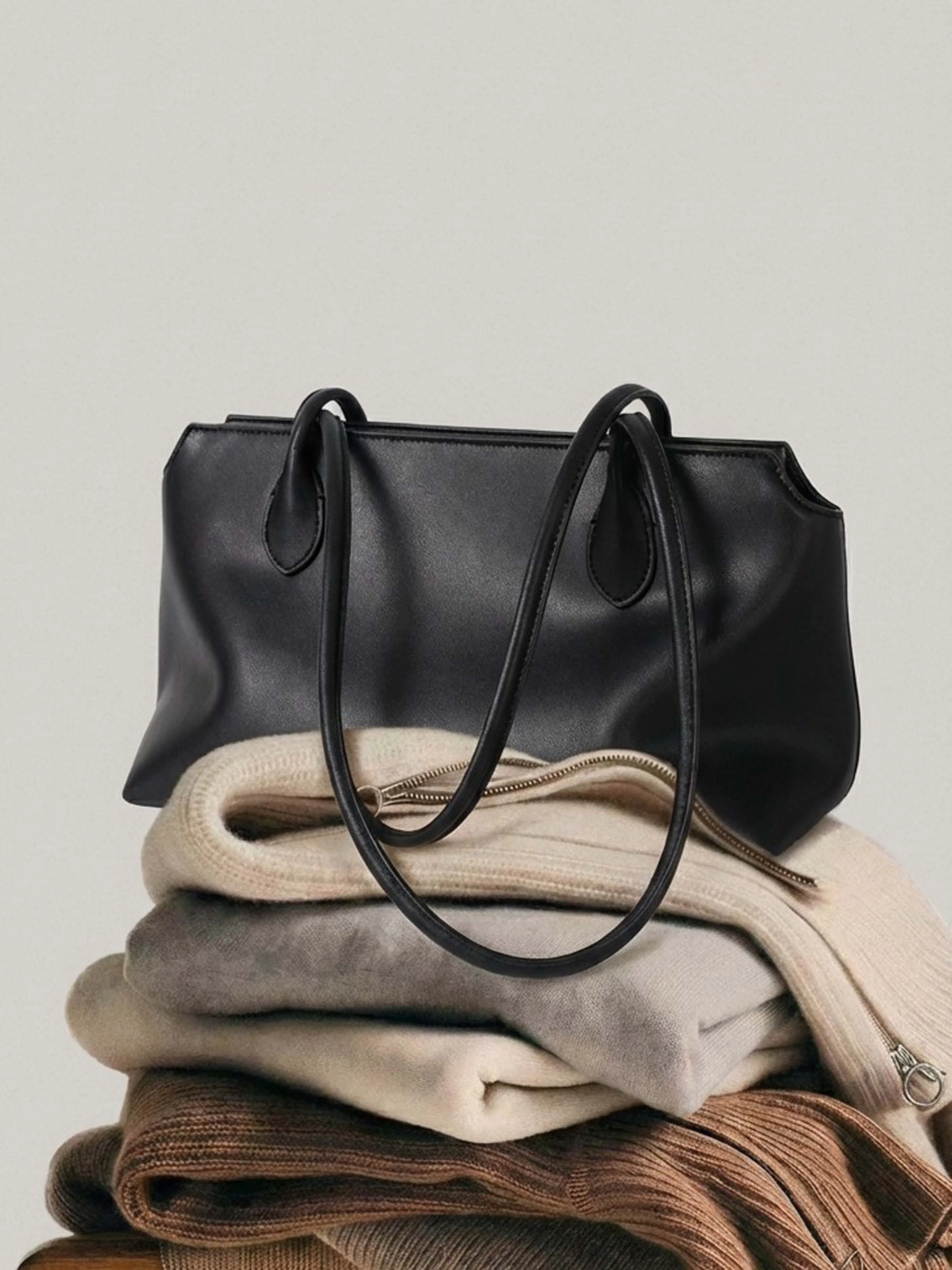 

Luxury Leather Tote Bag Women's Large Capacity Underarm Handbag for Office Commute Stylish Shoulder Bag Popular Selling