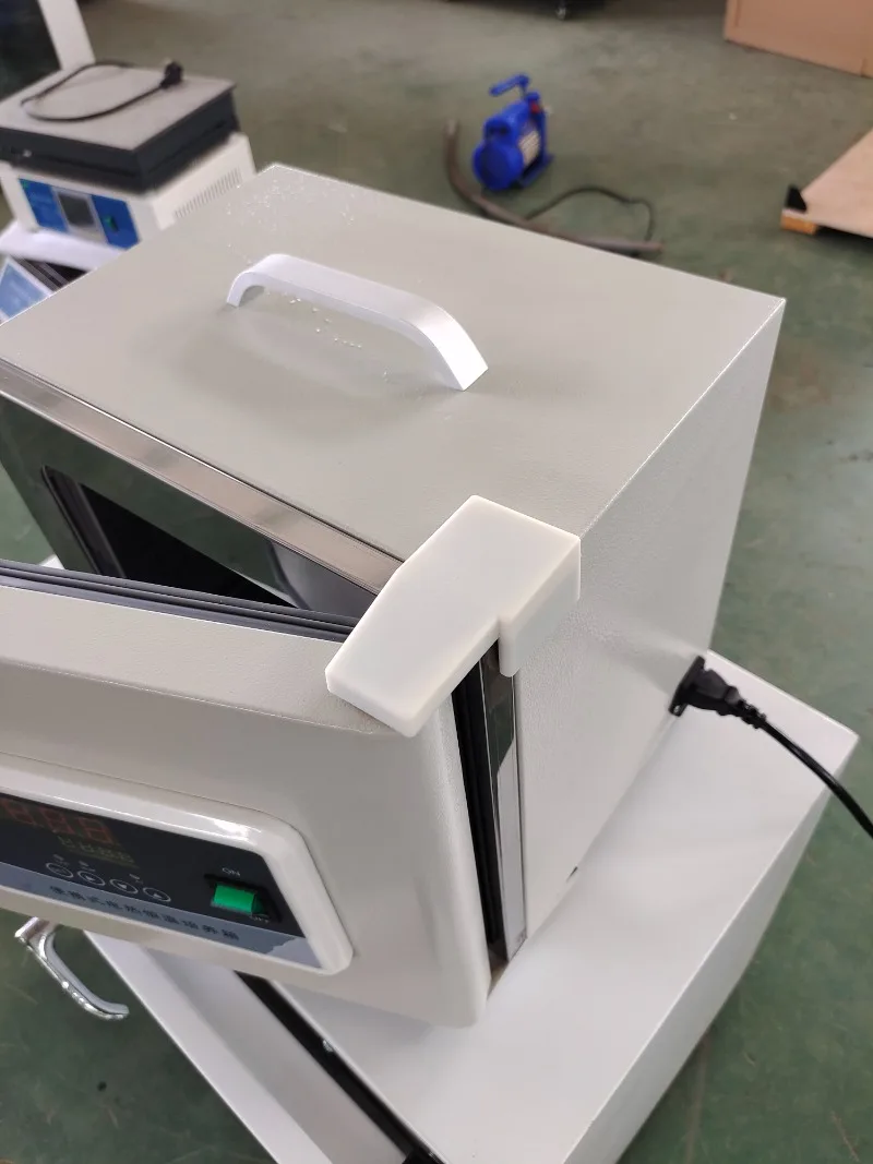 حاضنة الرطوبة البيئية التي يتم التحكم فيها مختبر الثقافة الصغيرة حاضنات محمولة للنباتات الميكروبية