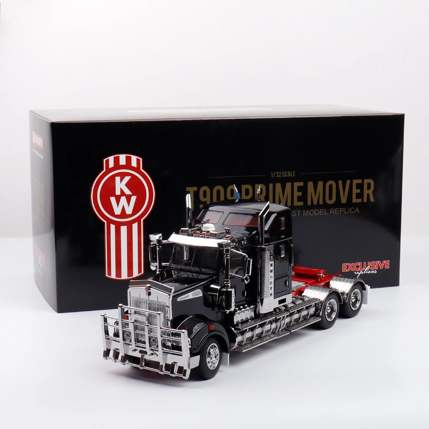 Kenworth T909 1:32 Metal Truck Model Red